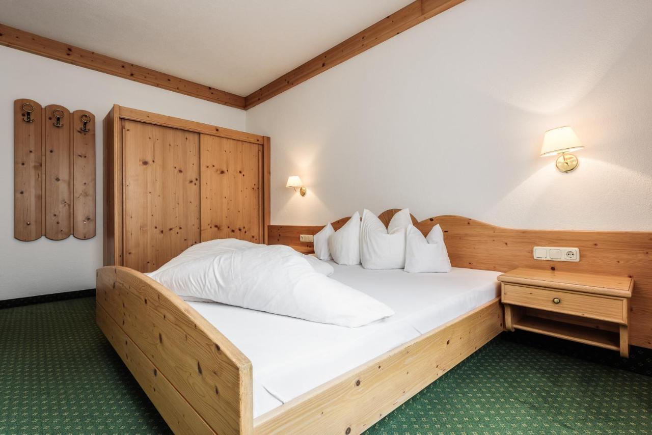 Hotel Regina Серфаус Экстерьер фото