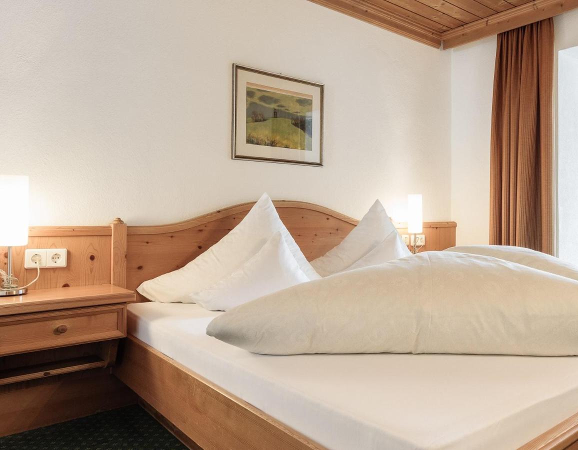 Hotel Regina Серфаус Экстерьер фото