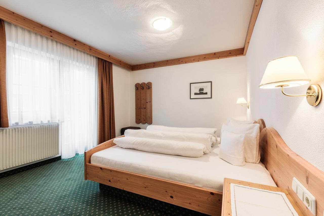 Hotel Regina Серфаус Экстерьер фото